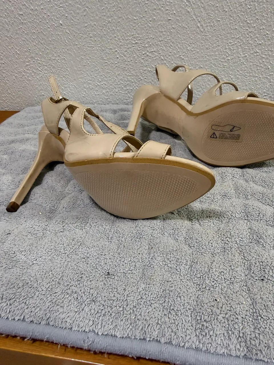 Sandália Zara Basic Nude Salto Alto  - Foto 5