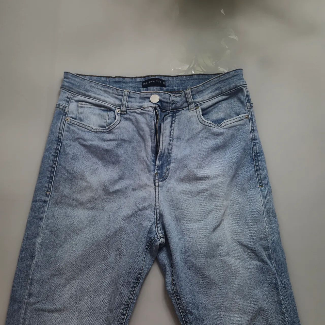 CALÇA JEANS RETA - AZUL CLARO - TAM 40 - Foto 2