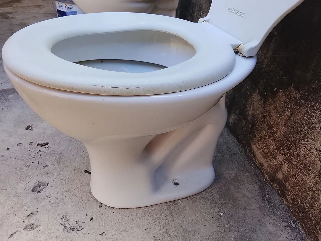 Vaso sanitário comum branco  - Foto 3