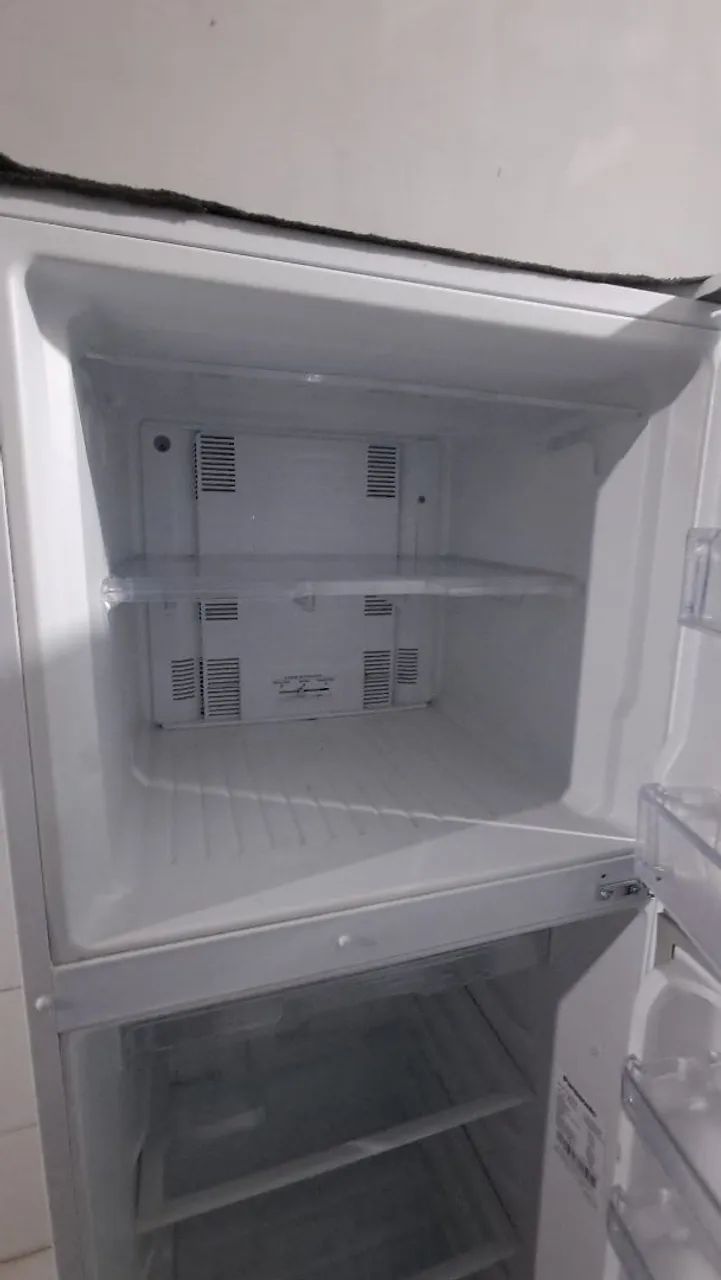 Geladeira Panasonic 
