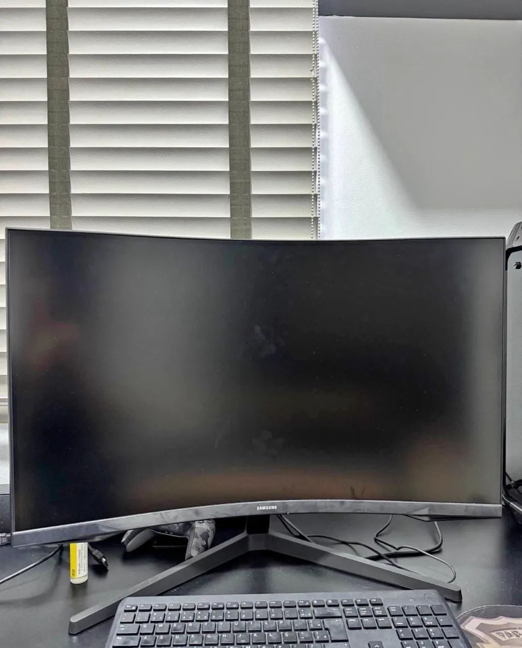 Monitor curvo 27 