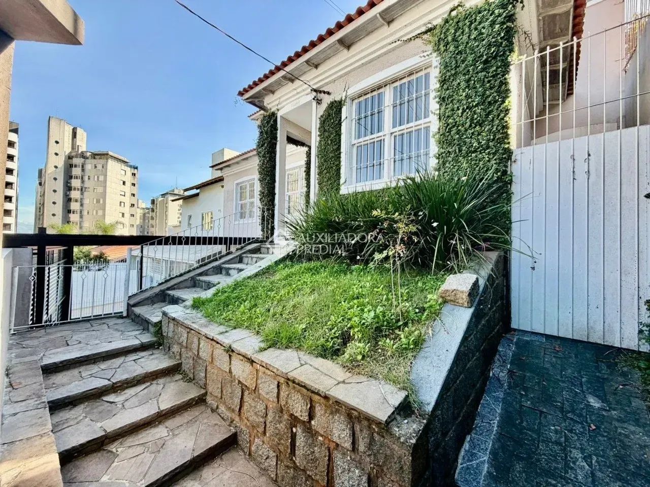 Imóvel para aluguel tem 320 metros quadrados com 4 quartos em Agronômica - Florianópolis - - Foto 4