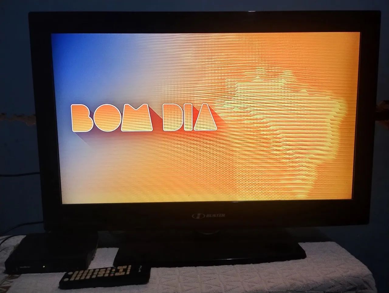 TV 32 Polegadas+ Conversor Digital 