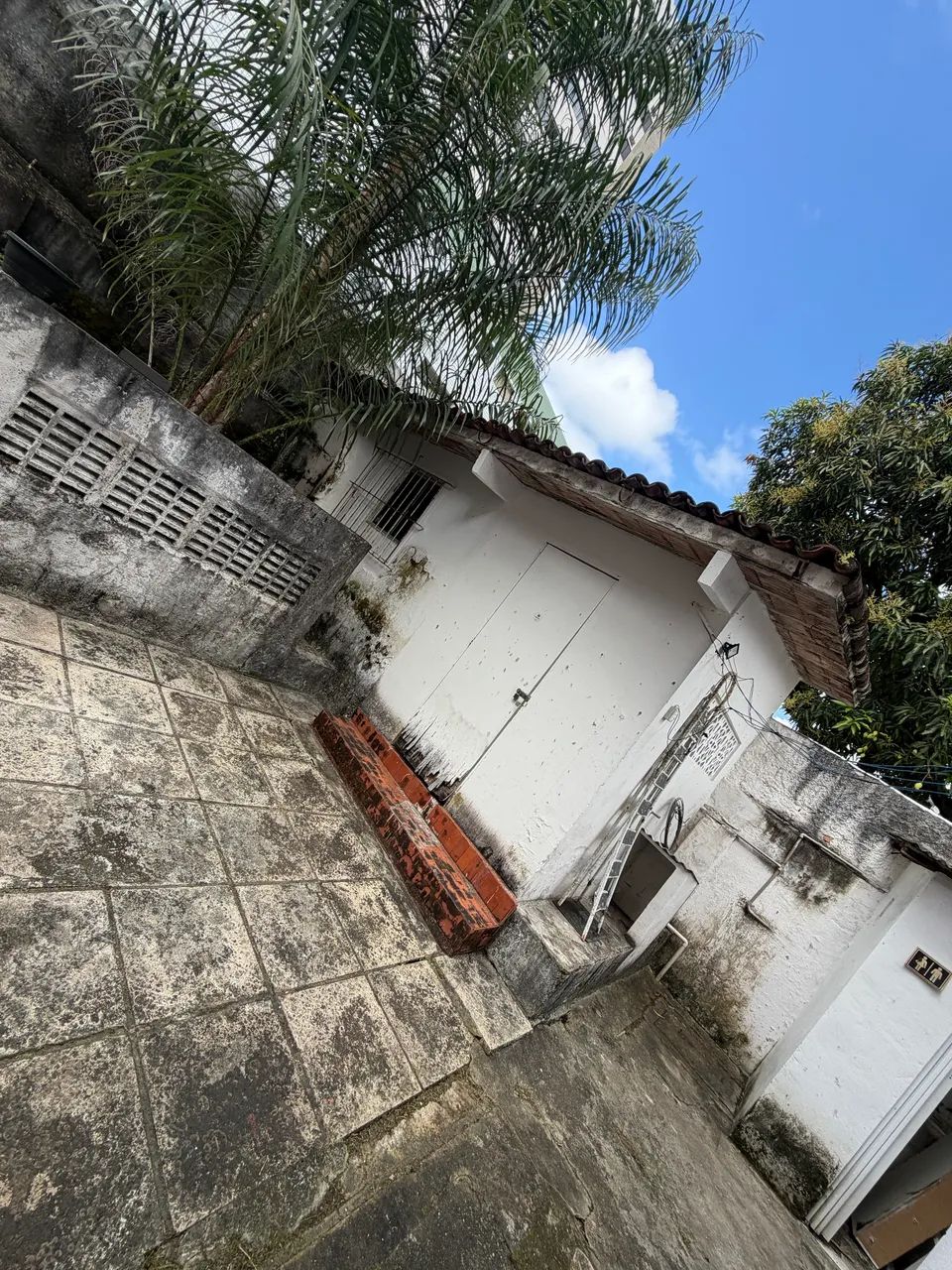 Alugo espaço para comércio 