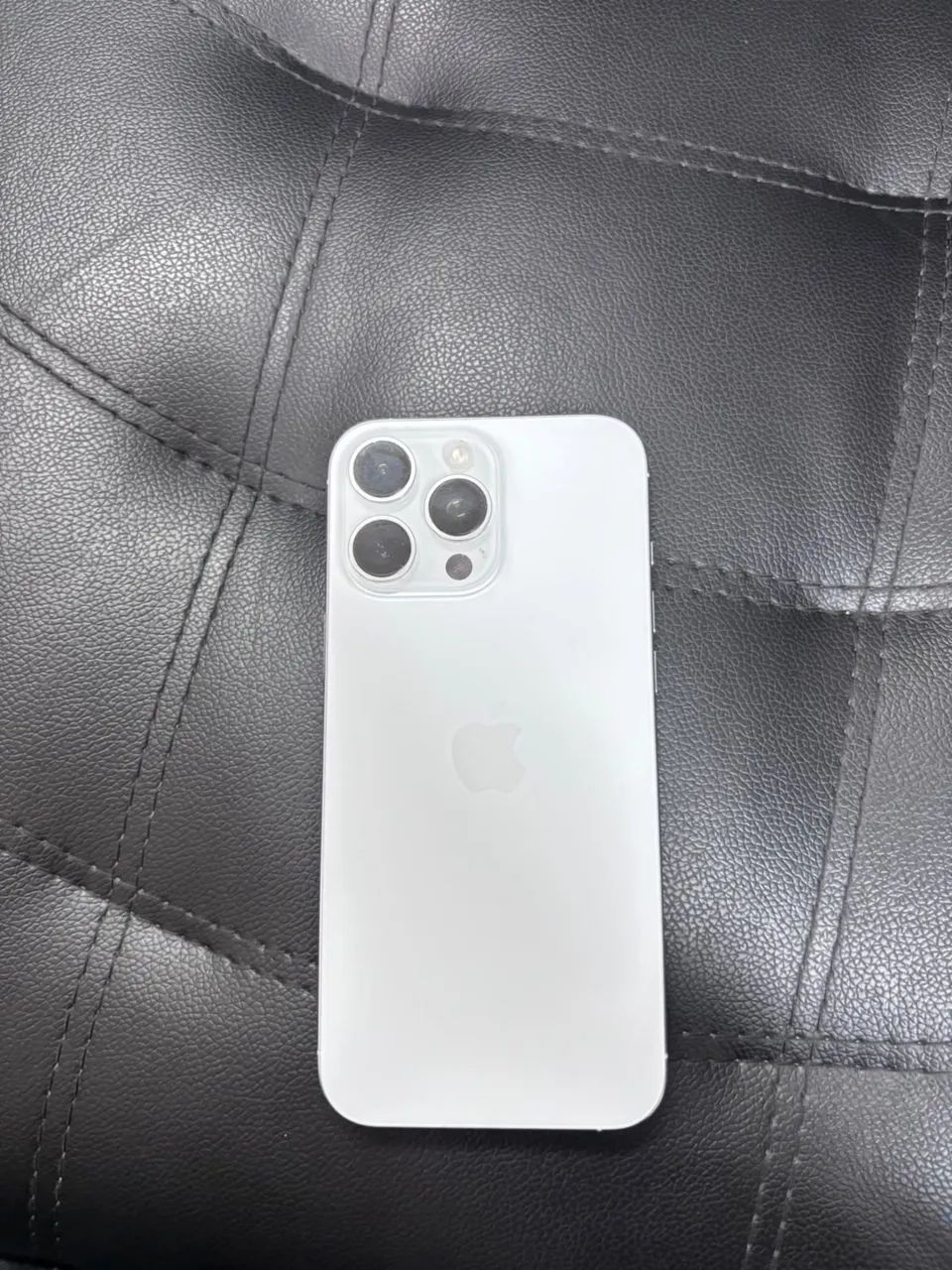 iPhone 16 Pro Max  - Foto 2