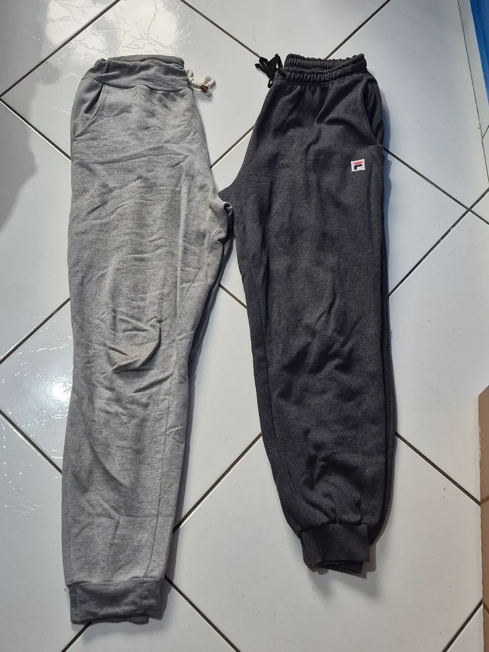 Calça moletom kit com 2 + brinde surpresa