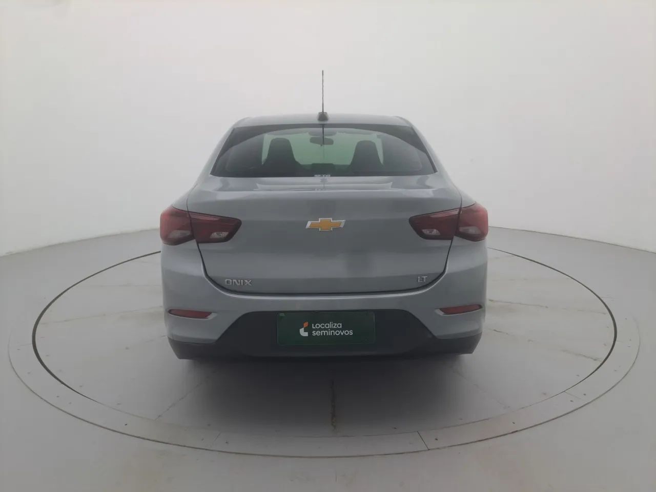 Chevrolet Onix Plus LT 1.0 12V Flex Mec. 4P, foto 4 de 18