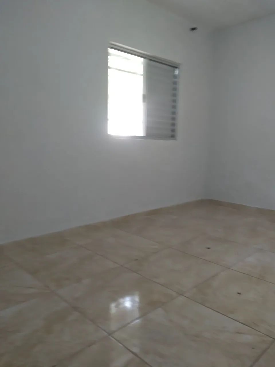 Alugo casa próximo ao centro de jandira - Foto 2