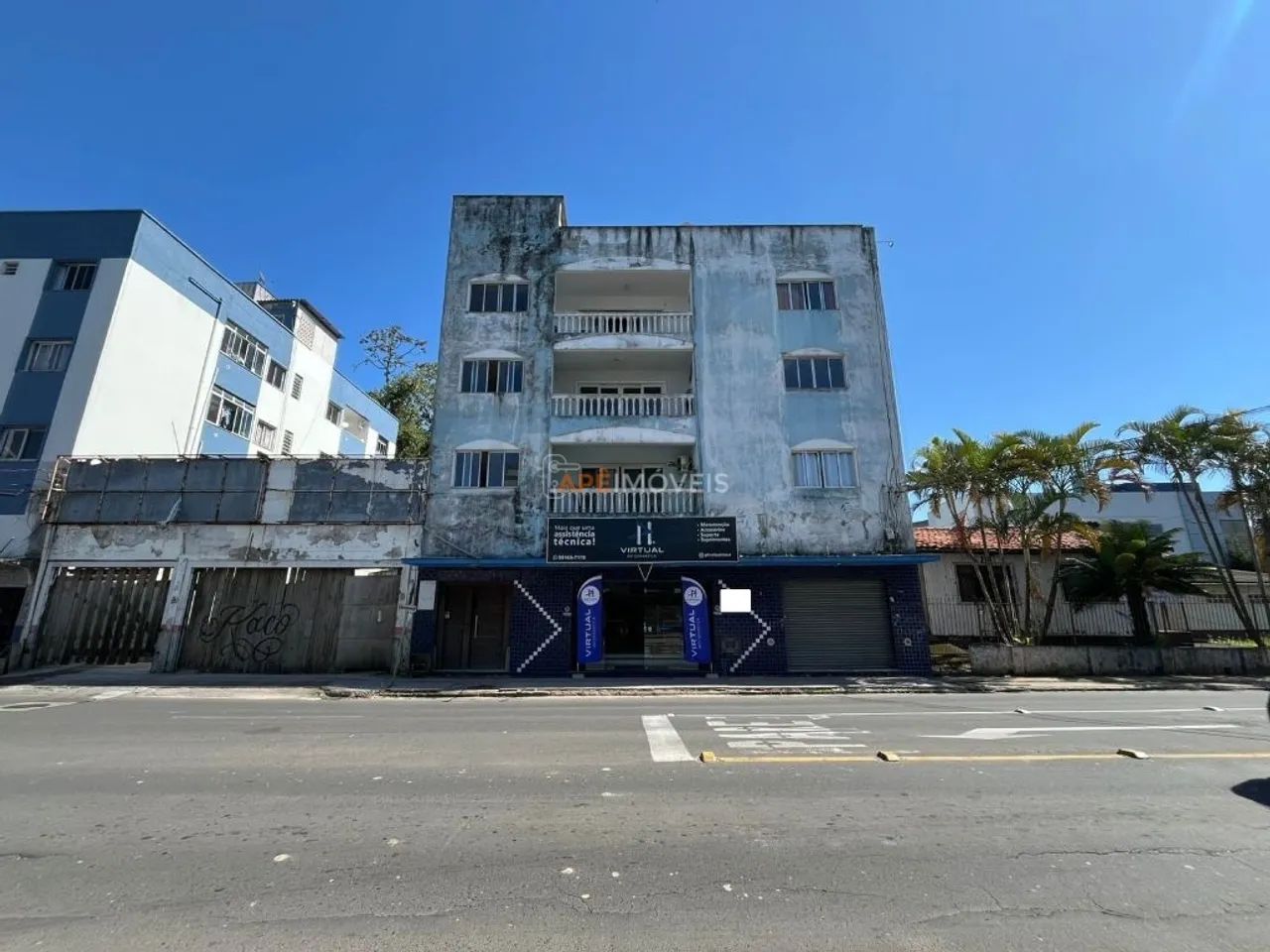 Sala Comercial para Locação no Centro.