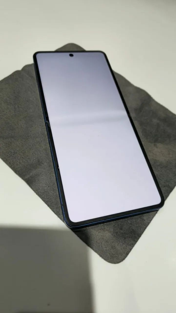 Galaxy Z Flip7 512GB - Foto 2
