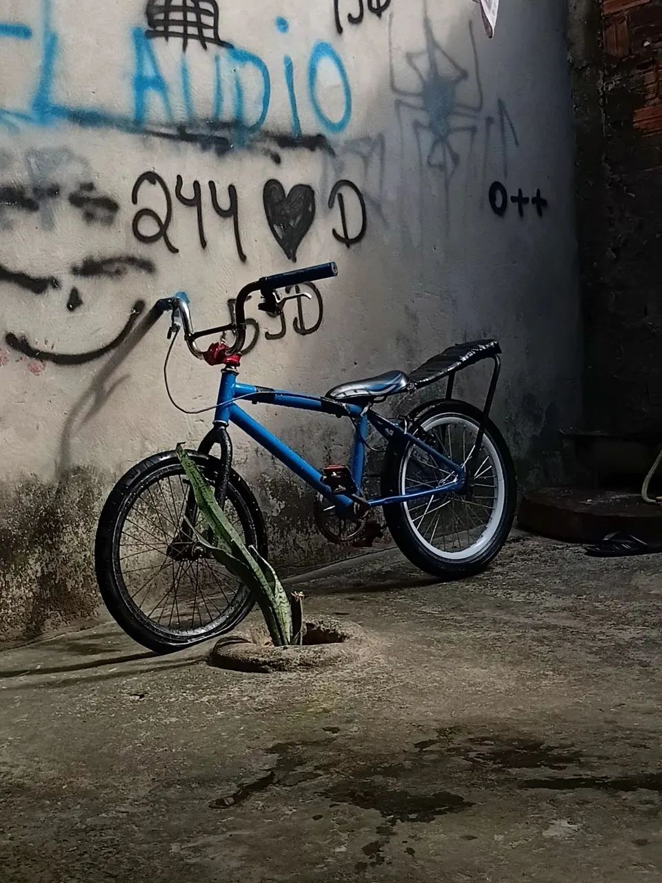 Vendo bicicleta aro 20 estilo bh 200 - Foto 4