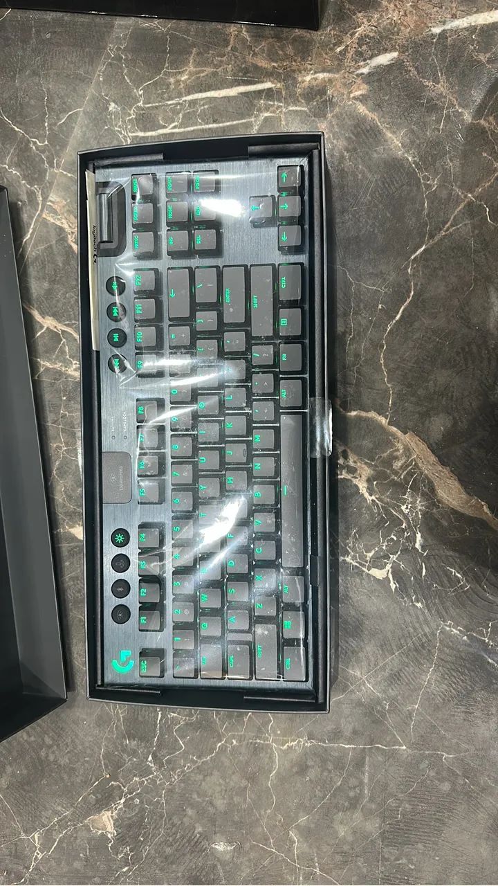 Teclado gamer Logitech - Foto 3