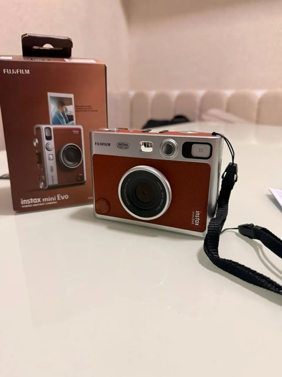 Câmera Instax Mini Evo Coffee Brown - Foto 2