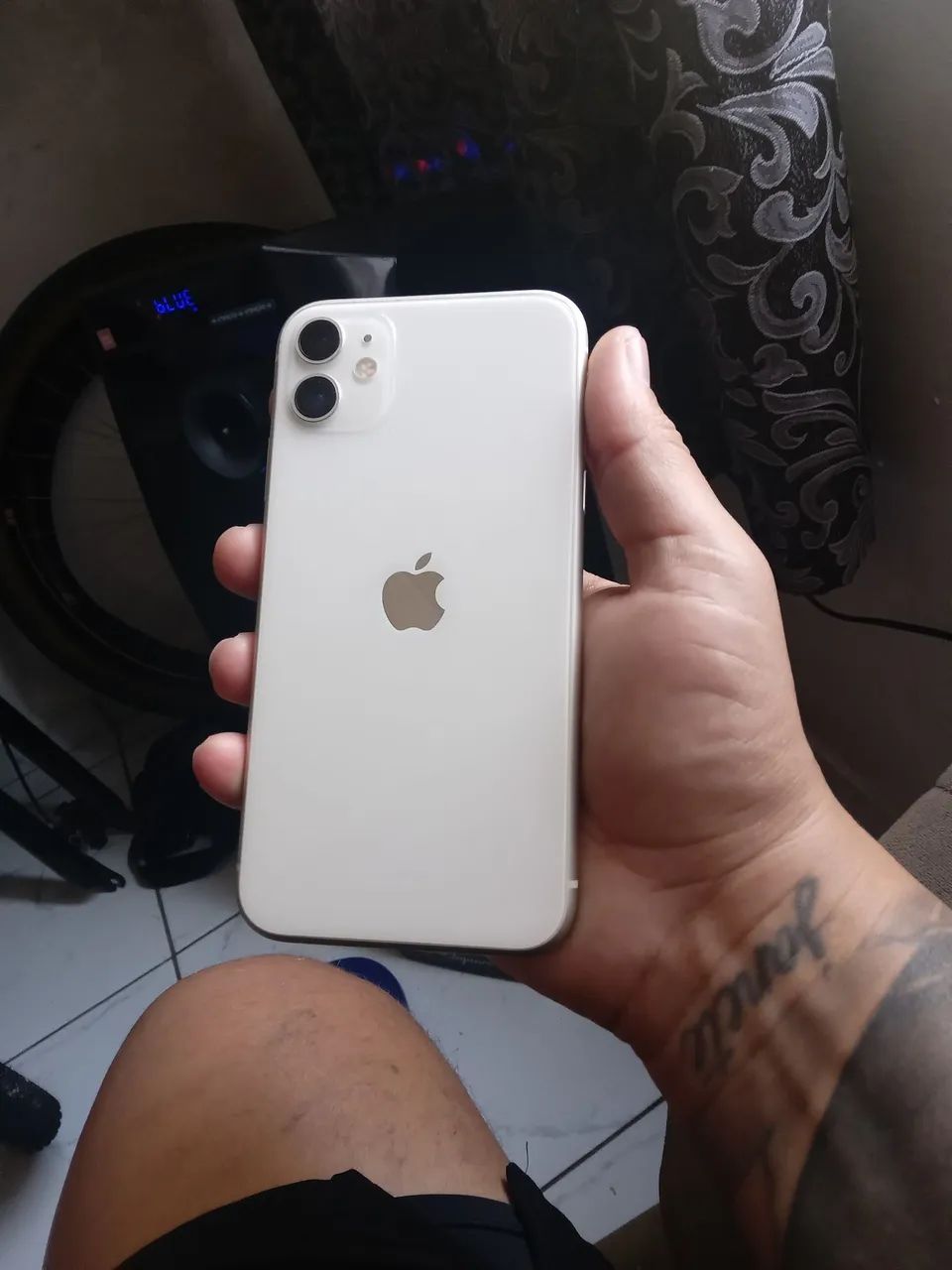 Iphone 11 White (icloud livre) - Foto 3