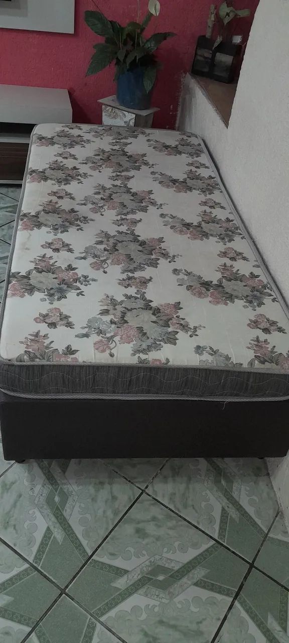Cama de Solteiro Nova