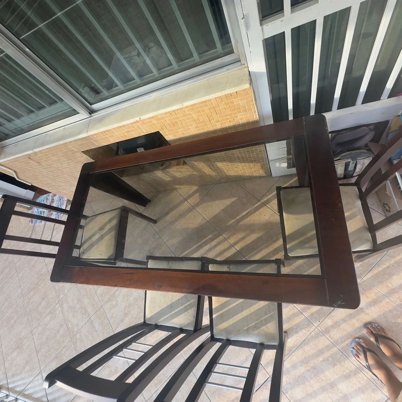 Acabou a COPA mas a PROMOÇÃO CONTINUA!!! Conjunto Mesa de MADEIRA 6 lugares com cadeiras - Foto 3