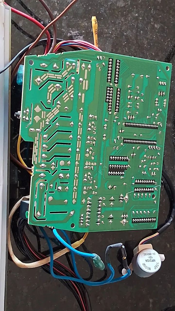 Placa evaporadora Gree modelo GR52-GB usada  - Foto 4