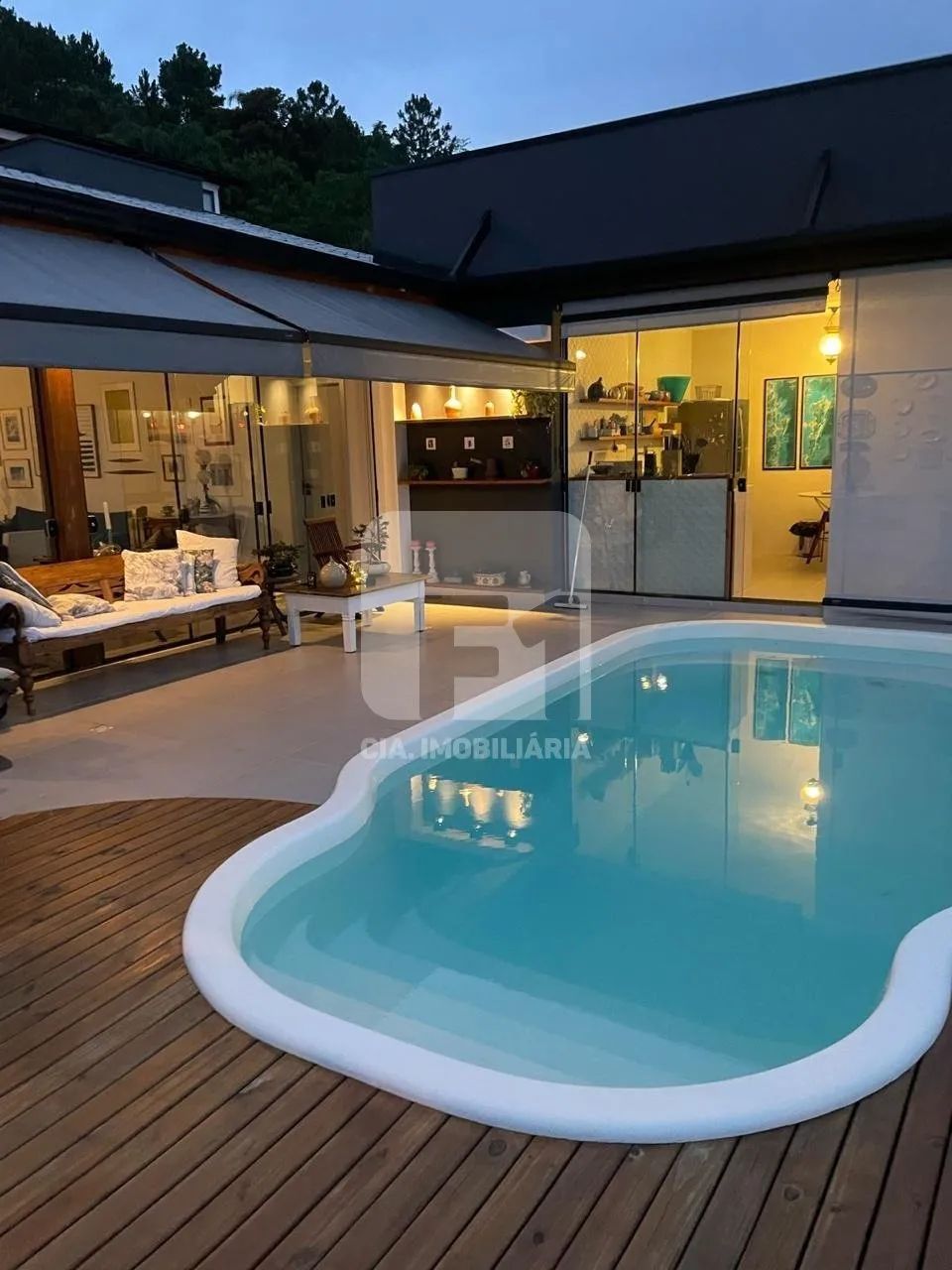 Casa de 3 dormitórios à venda no Ribeirão da Ilha - Foto 2