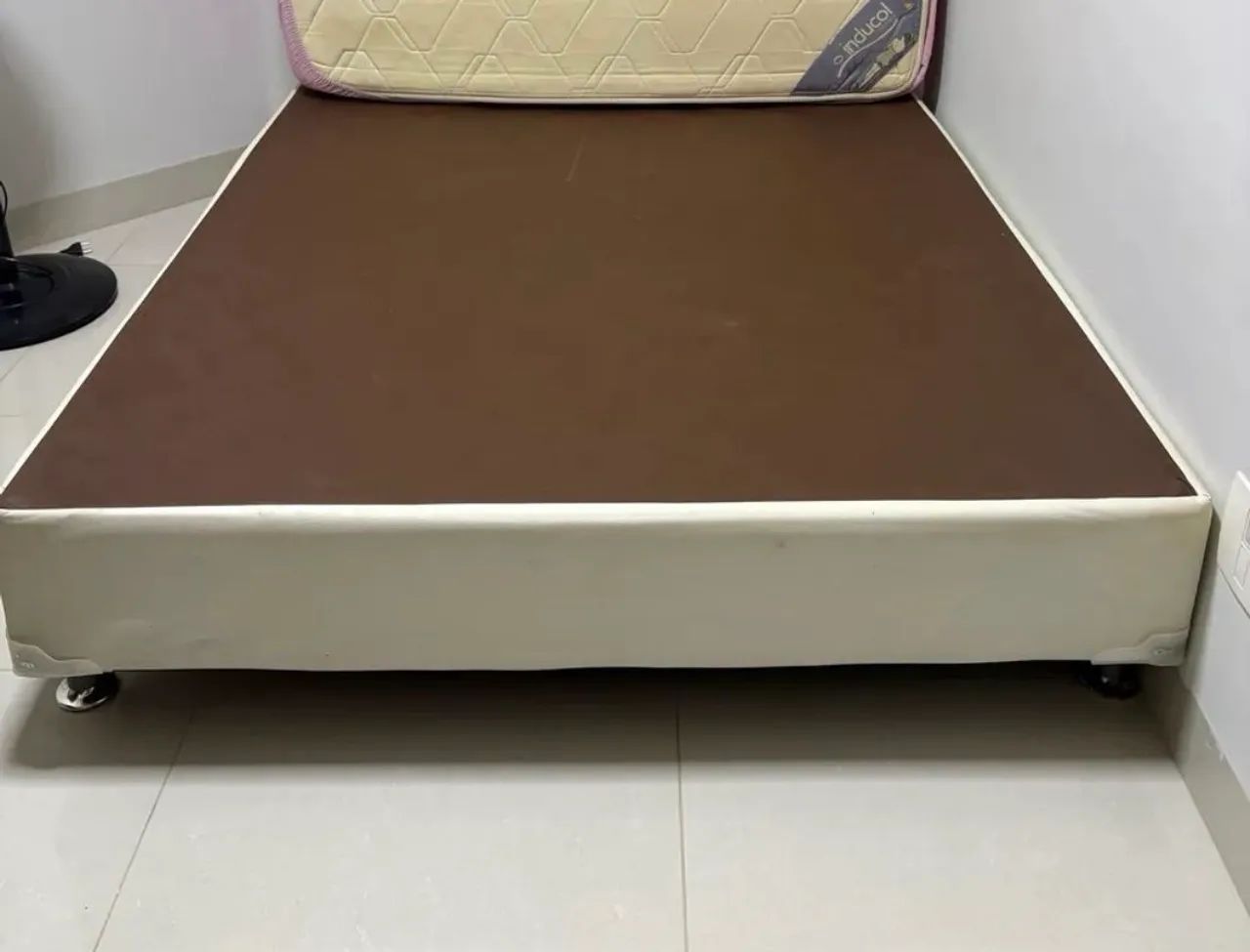 Cama box casal
