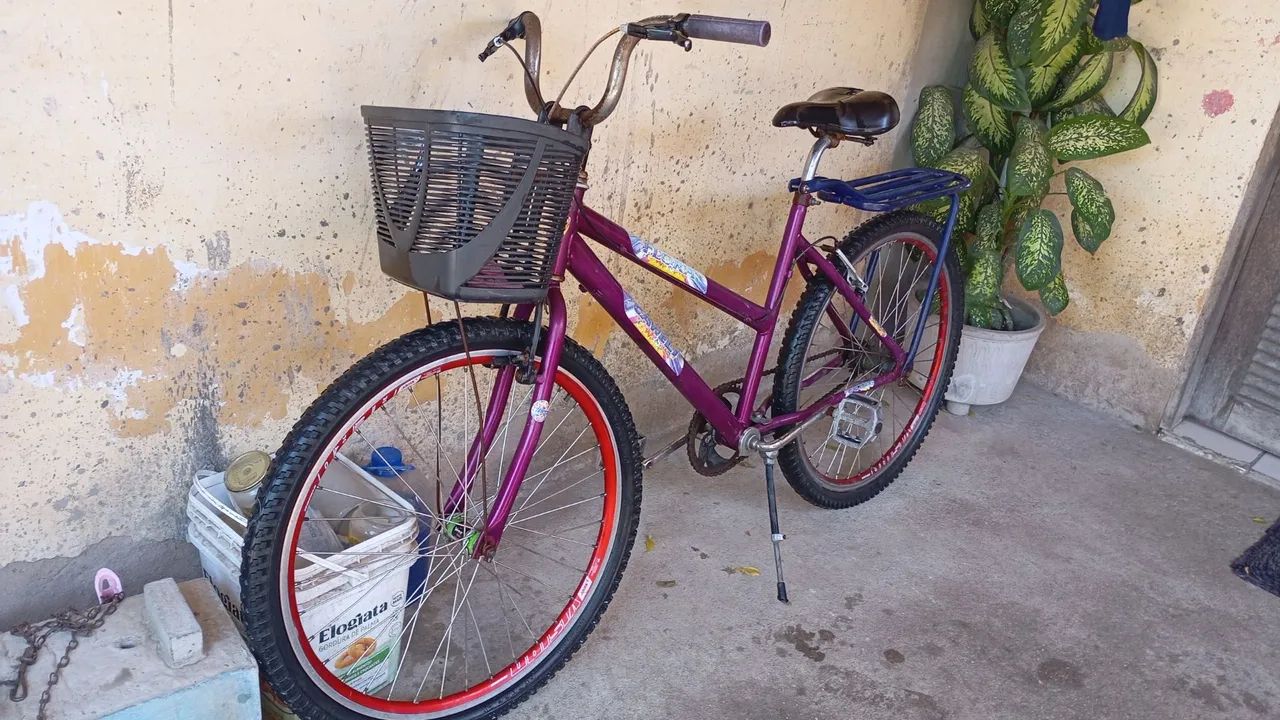 Bicicleta roxa - Foto 4