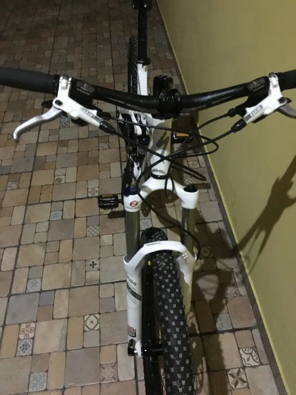 Bicicleta Specialized aro 26 - Foto 2