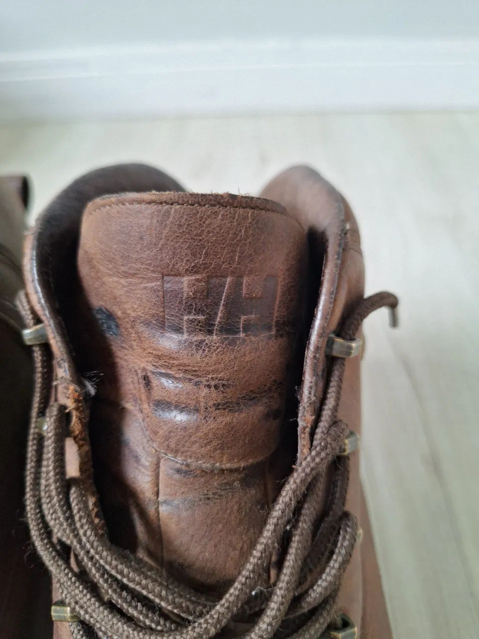 Bota Helly Hansen couro legítimo - Foto 2