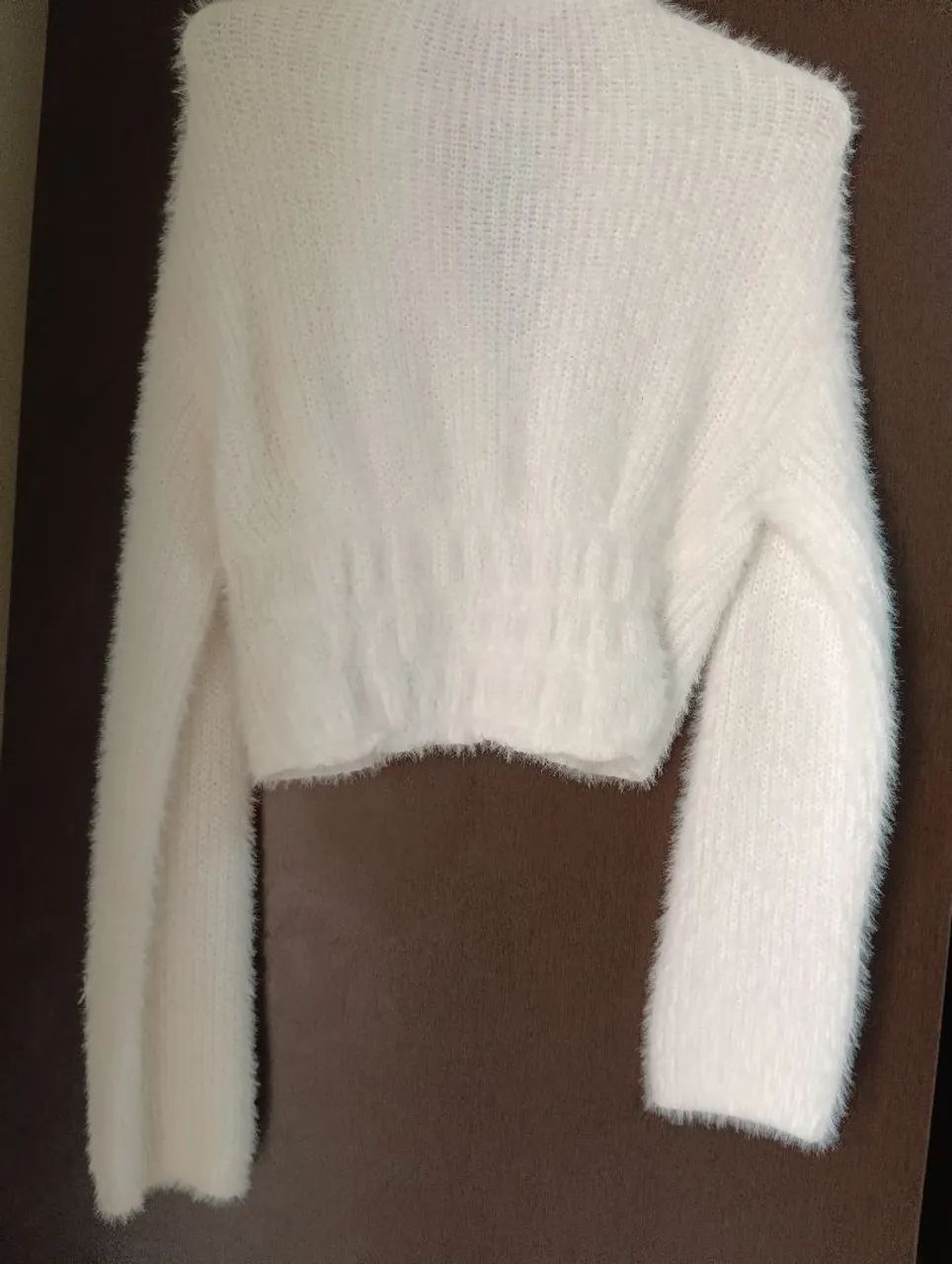 Casaco curto 14, cabe P, branco, pelos - Foto 2