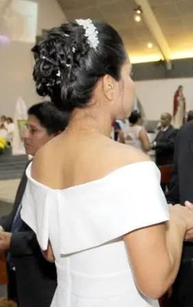 Vende-se vestido de noiva - Foto 2