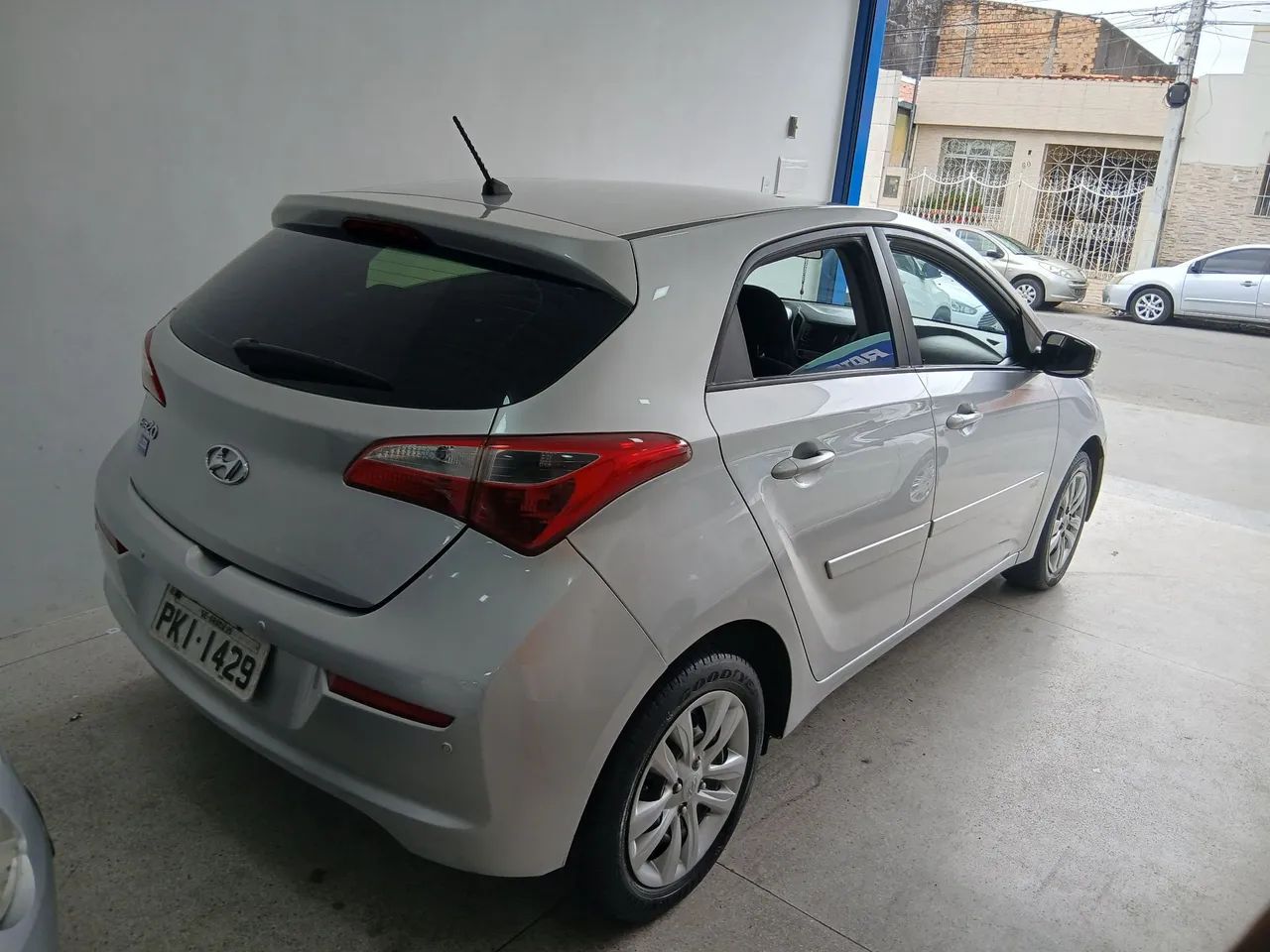 Hyundai HB20 Comf./c.plus/c.style 1.0 Flex 12V 2017 - Foto 2