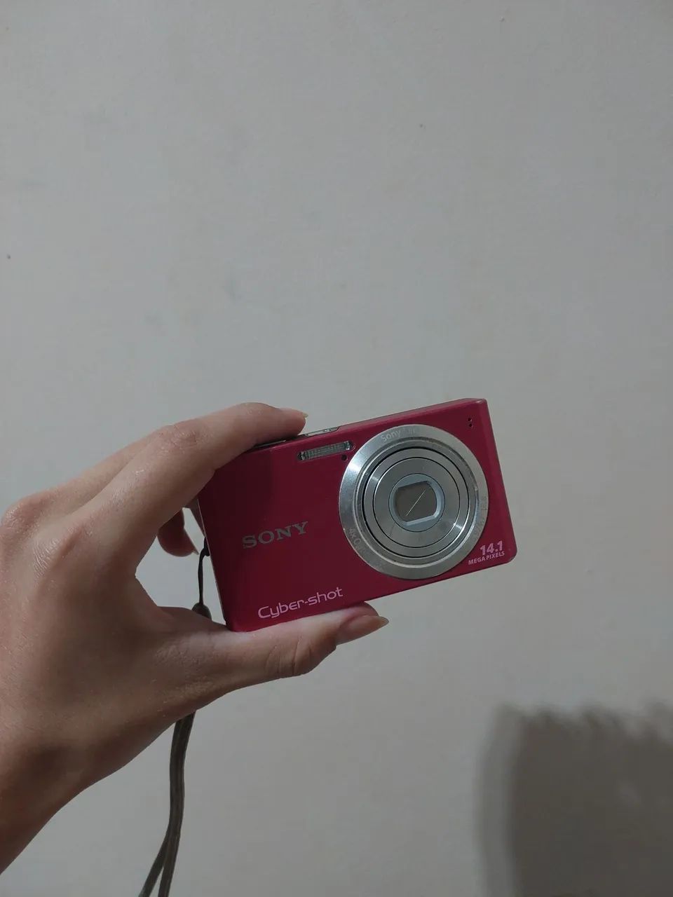 Câmera digital CYBERSHOT | Modelo DSC - W610