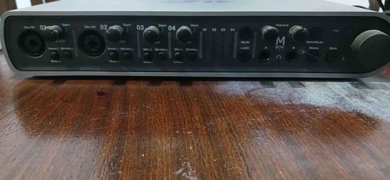 Interface de audio Avid - Foto 3