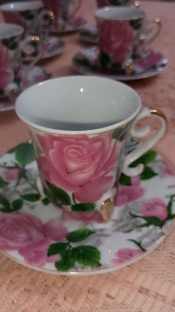 Conjunto antigo de  6 xícaras de café  - Foto 3