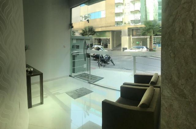Mobiliado, no coração de Meia Praia, Prox Bradesco, Mc Donalds, Mercados e a 250 mt do Mar - Foto 10