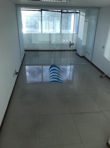 Sala comercial à venda no salvador shopping business! toda no porcelanato, teto rebaixado,