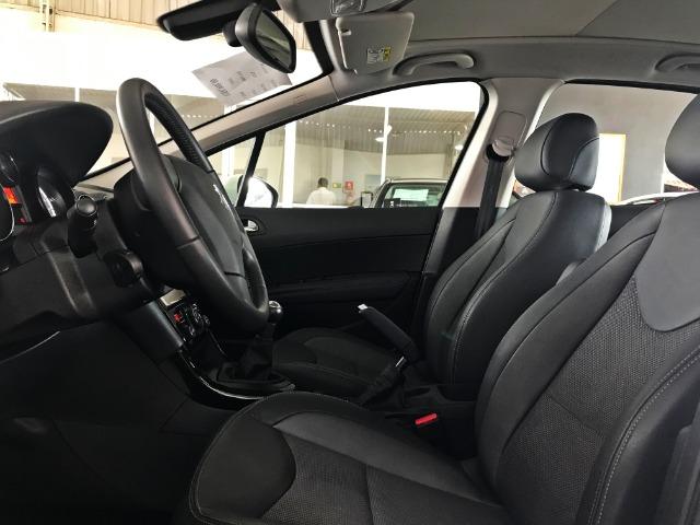 Peugeot 308 Allure C/ Teto Solar 1.6. Branco 2015/2016 - Foto 10