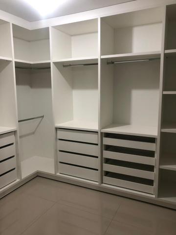 Alugo apto no edifício JK com armários nos quartos e cozinha - Foto 13