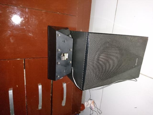 4Torres e 1 caixa central e o Subwoofer do home Theater sony Bdv-e6100