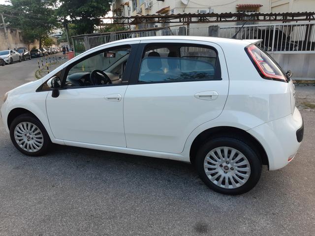 Punto 2014 flex 1.4 atractive novo - Foto 7