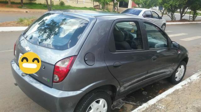 Celta Cinza 1.0 4p