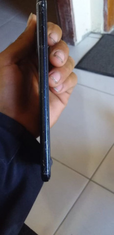 Vendo um celular Redmi note 5 e 64 Giga e 4 de Ram - Foto 2
