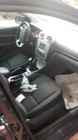 Vendo ou troco por saveiro - Foto 2
