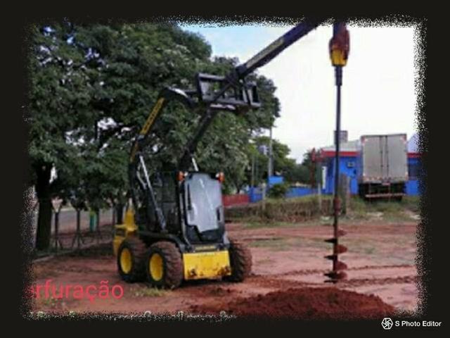 Locação de bob cat e caminhão caçamba - Foto 2