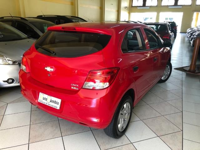 ONIX LS 1.0 VERMELHO, IMPECAVEL - Foto 2