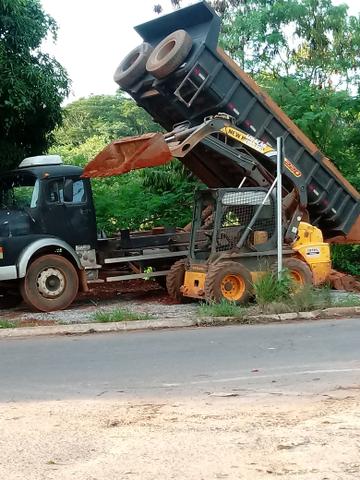 Locação de bob cat e caminhão caçamba