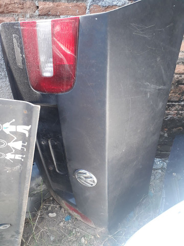 Tampa porta malas Polo sedan