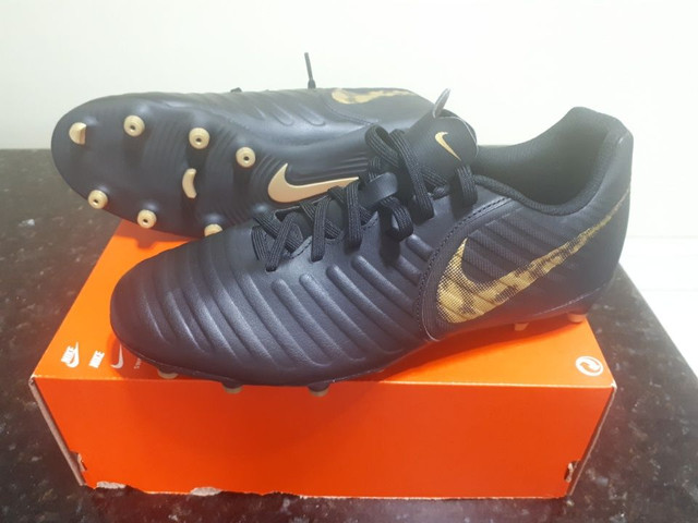 nike tiempo 40