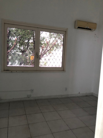 Casa no centro para fins comerciais, esquina !!!! - Foto 13