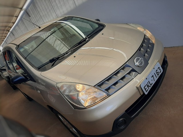 NISSAN LIVINA S 1.8 16V  FLEX   AUT 