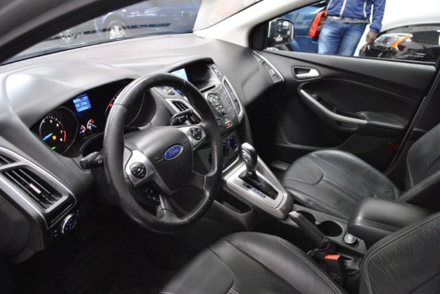 Ford Focus 2014 Hatch 2.0 SE  Flex Automático + Couro  - Foto 8