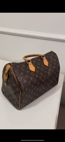 Bolsa Louis Vuitton Pochette Monograma, Clutch Feminina Louis Vuitton  Usado 78743851, enjoei em 2023